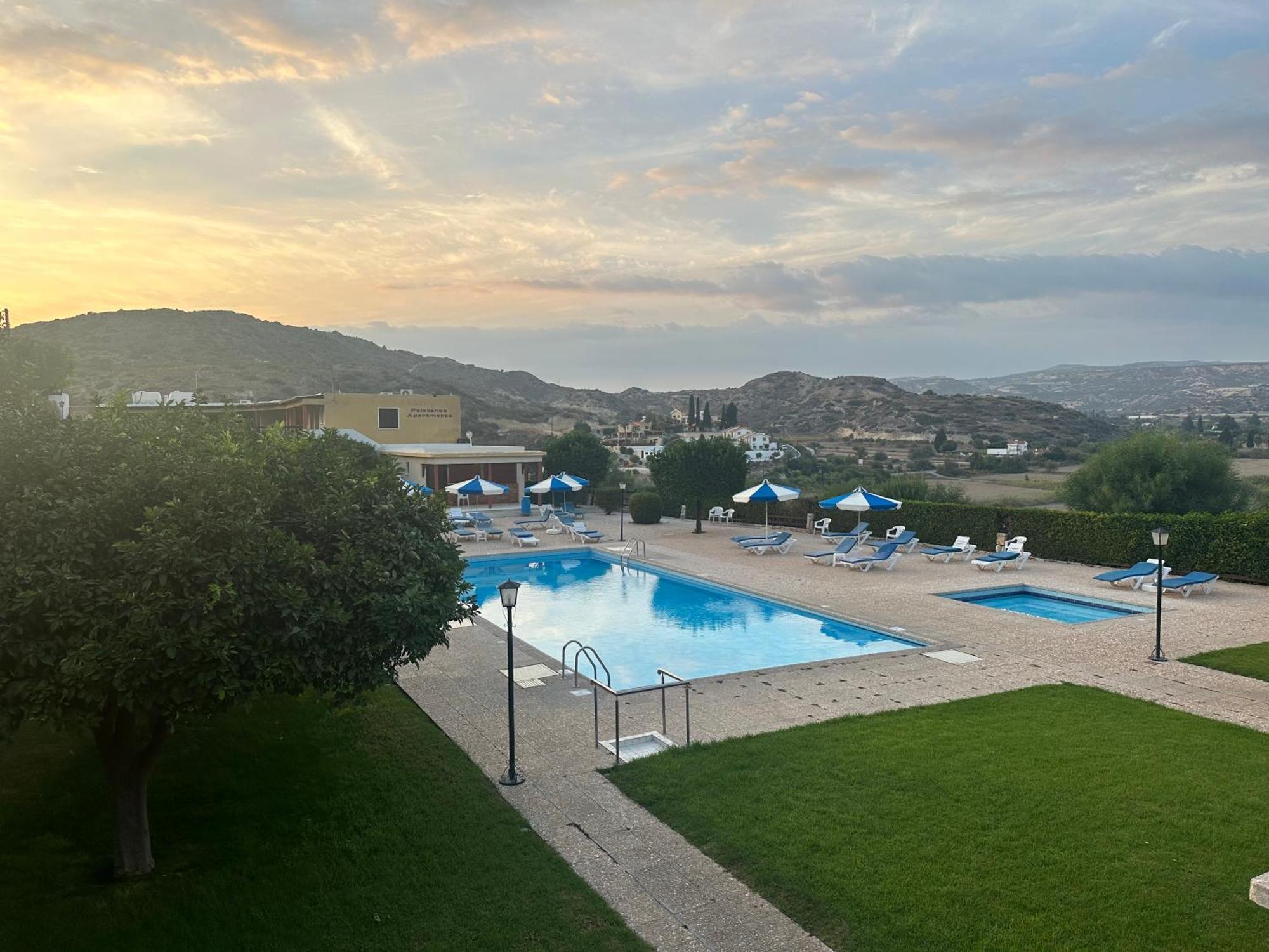 Klimataria B2 Apartment Pissouri Bagian luar foto